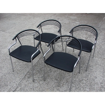 Krzesło vintage z lat 80 – siedzisko ze skóry naturalnej